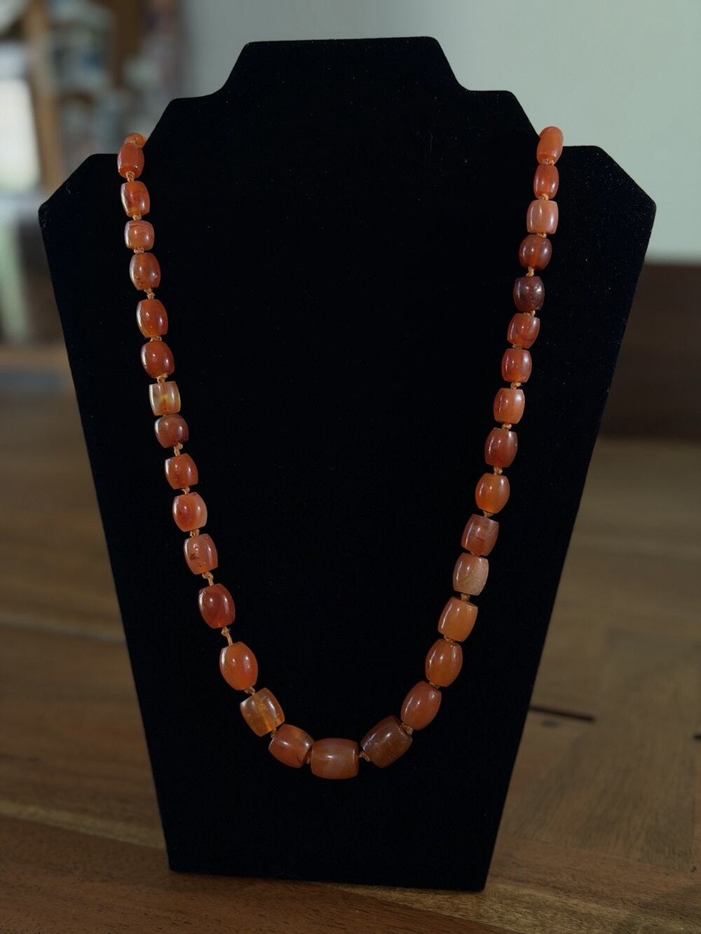 Carnelian Beaded Necklace Barrel Stone Beads 9ct gold? Toggle Clasp